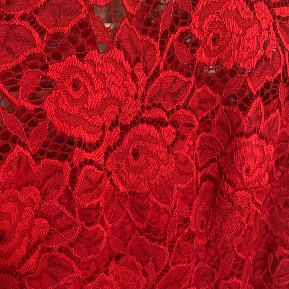 IZ Byer Red applique dress - Picture 2 of 4